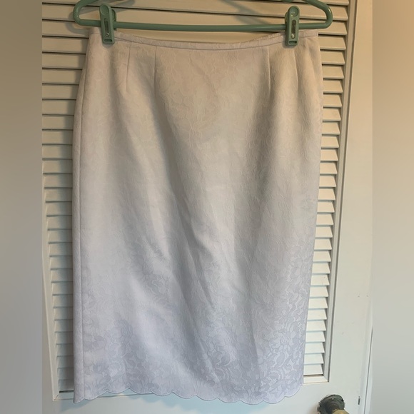 Le Suit women’s white 2 piece skirt suit scalloped trim size 10 - Picture 6 of 9